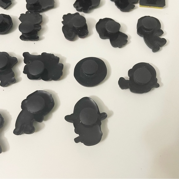 Croc Charms Lot of 34 Hello Kitty Jack Skellington Hulk Halloween SpongeBob - Picture 15 of 16